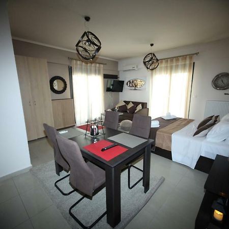 Kosmos Service Apartment City Center 1 With Additional Cost Parking Tesalónica Exterior foto