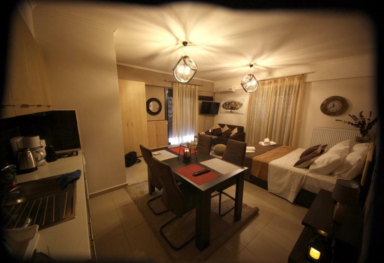 Kosmos Service Apartment City Center 1 With Additional Cost Parking Tesalónica Exterior foto